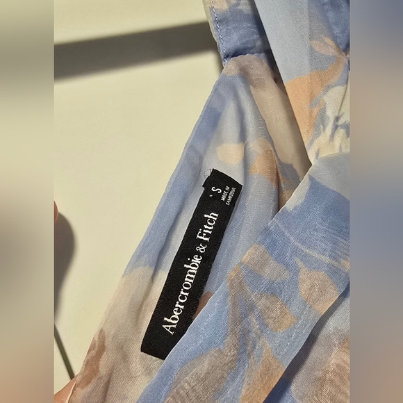 Abercrombie & Fitch Light Blue Floral Maxi Dress - Picture 6 of 8